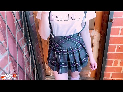 ❤️ 女学生深深地吸吮她的鸡巴，代替上课做爱 ❤❌ 自制毛片